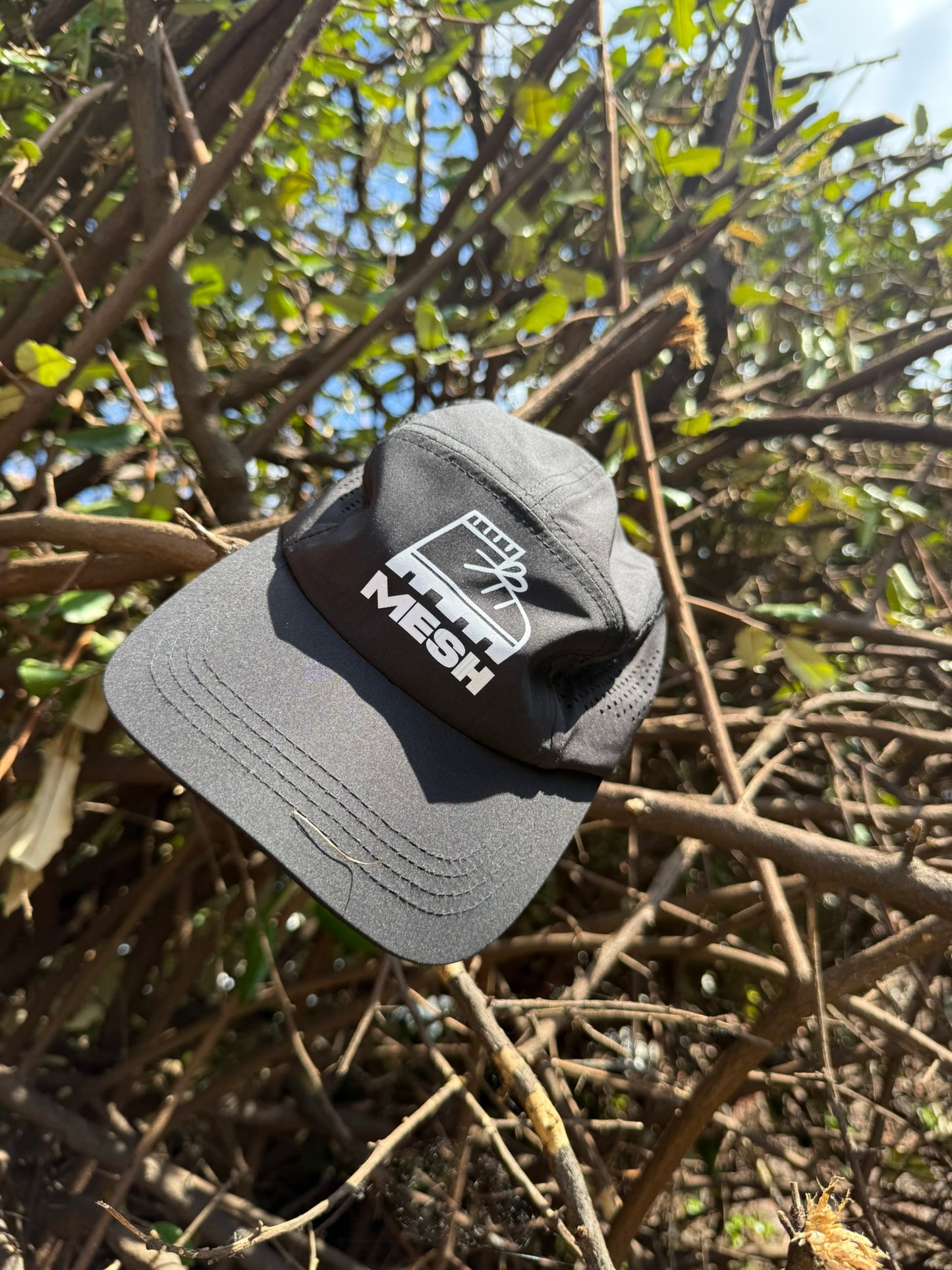 MESH Athletic Hiking Cap - Black